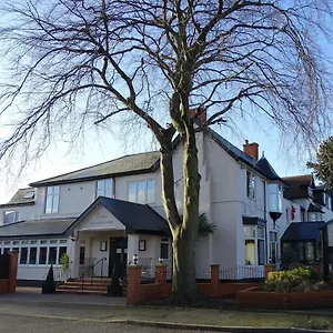The Beeches & Leisure Club Уэст-Бриджфорд